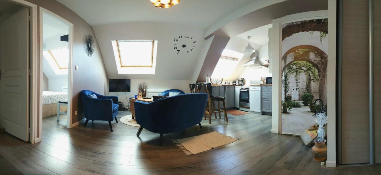 Epernevasion Apartment